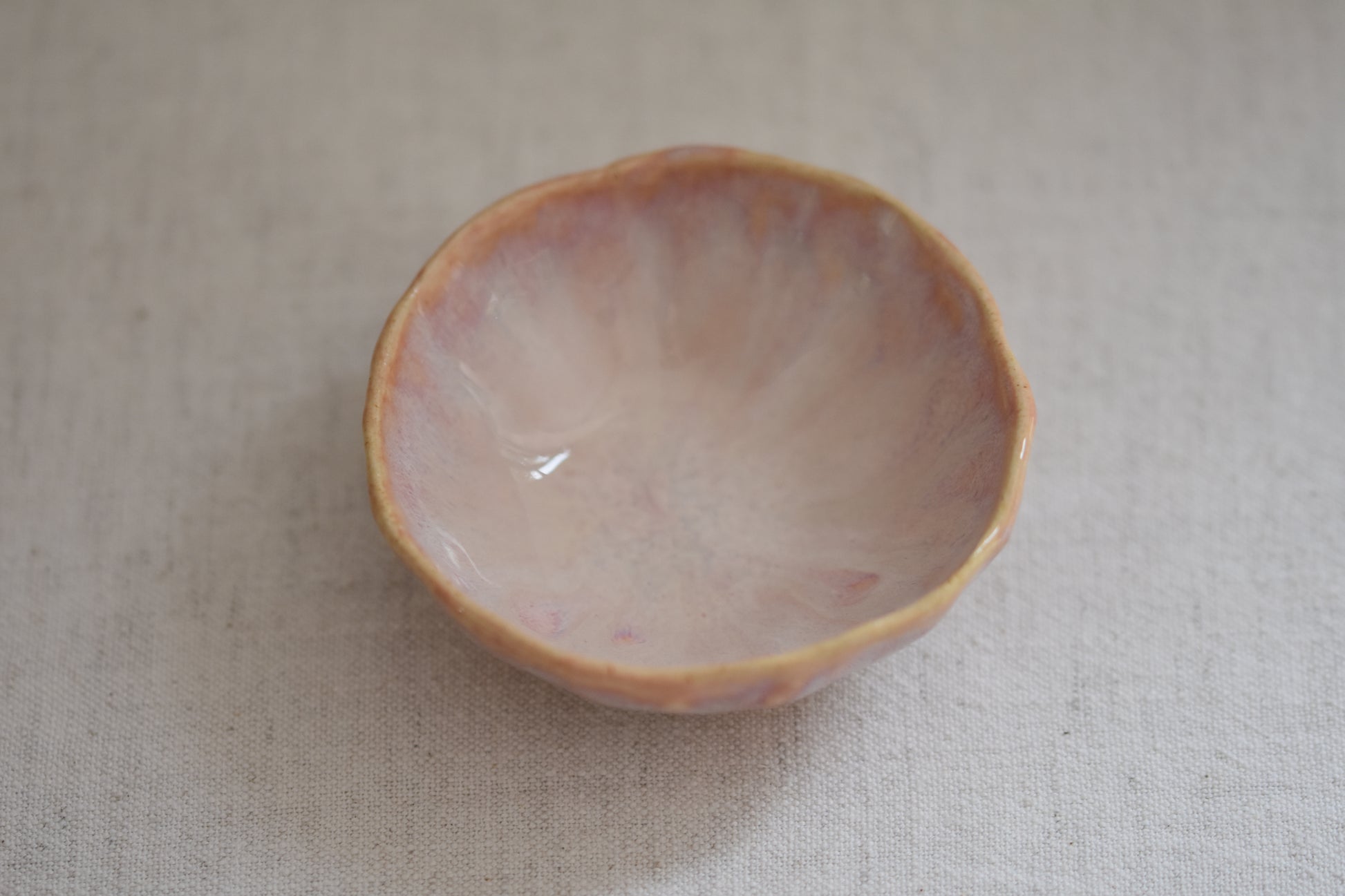 Blume Ceramics stoneware glazed jewellery dish in pink.