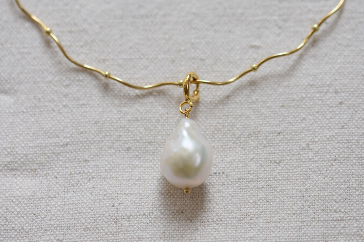 BY MY HANDS Baroque Charm Ripple Chain Necklace