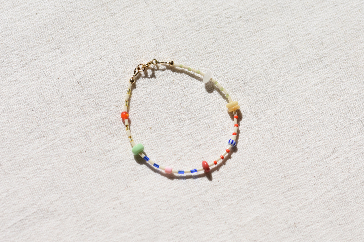 By my hands Little Bracelet with multicoloured Miyuki and Toho seed beads and gold-filled fastenings.
